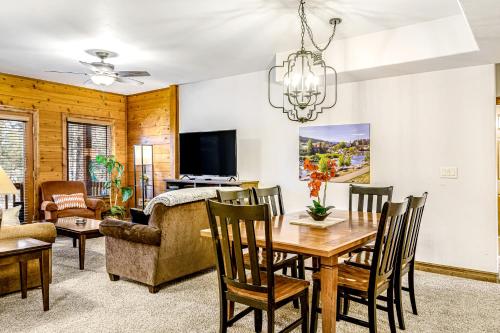 Ace Condos - image 3