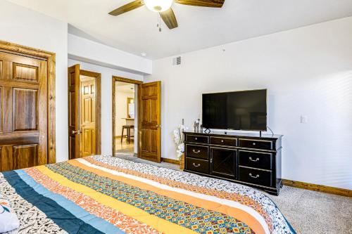 Ace Condos - image 12