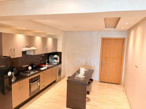 cozy furnished studio fully equipped in 알 피다