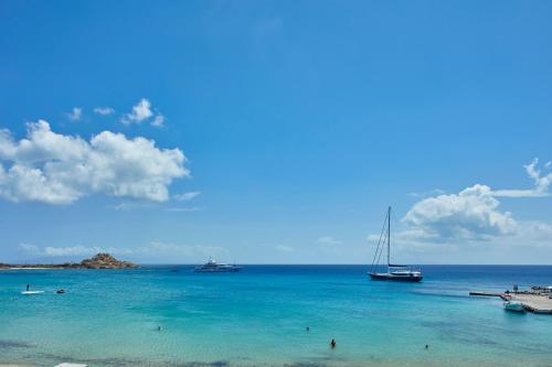 Mykonos Kosmoplaz Beach Resort Hotel - image 25