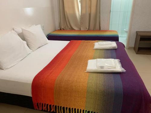 1 double bed, 1 twin bed