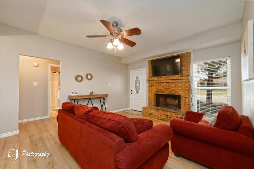 . Rex Ranch Comfortable and Close to Everthing