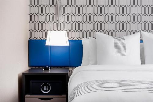GLo Best Western Bronx NYC - image 2