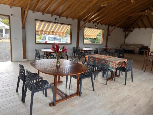 Résidence Fleur de Café - Villa 2 - La Désirade (Residence Fleur de Cafe - Villa 2 - La Desirade) in Desbonnes