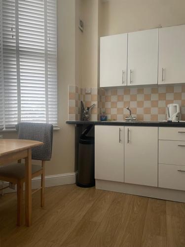 Charming 1 Bed Apartment, London