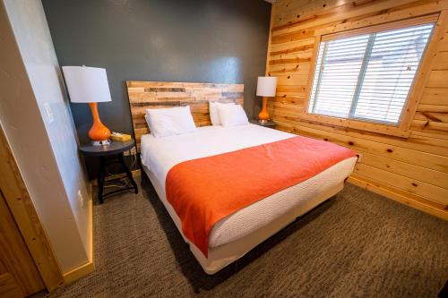 Bryce Canyon Inn - image 12