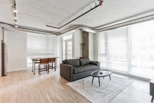Skyline 776 - 2BR 1BR & Studio Units with Parking, Cleveland (photo 8)