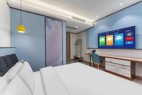 room detail thumbnail 0