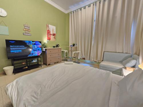 Charming Studio Near World Trade Center & Subway, Dubai (photo 5)