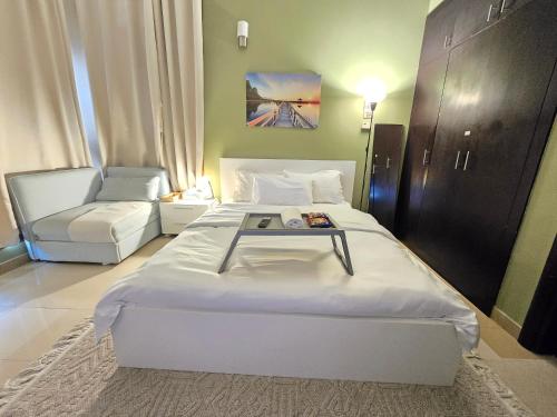 Charming Studio Near World Trade Center & Subway, Dubai (photo 9)