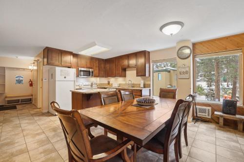 3 Bedroom Kirkwood Condo – Base Camp condo in Kirkwood (CA)