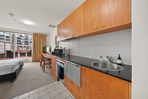 Central ACT Studio with Indoor Pool and Gym, Canberra (Foto 3)