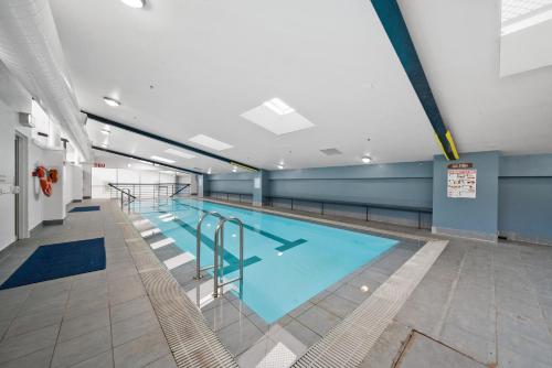 Central ACT Studio with Indoor Pool and Gym, Canberra (Foto 4)