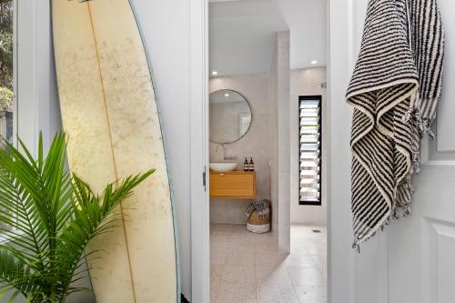 Grey River Beach House - 10 minutes to Wye in Kennett River