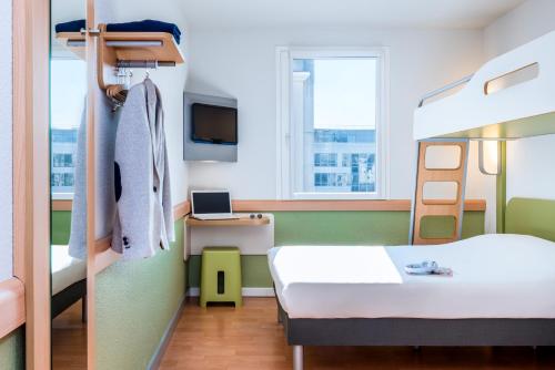Ibis Budget Clermont Ferrand - Le Brezet - Aeroport - image 3
