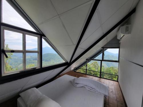 1 bunk bed
