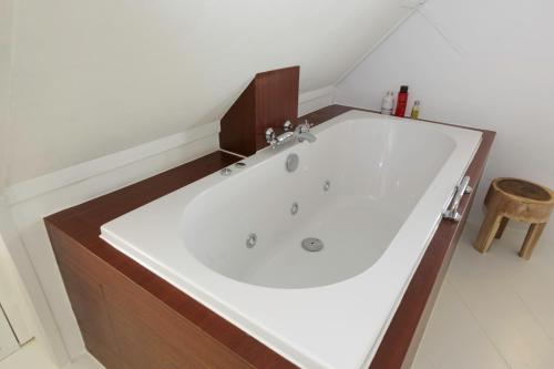 Faciliteiten, El Puerto Bed and Breakfast in Buurt 10 01