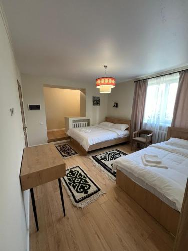 Sandyk At-Bashy Hotel