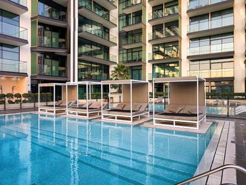 Luxury 1BR Haven in Binghatti Emerald - JVC - image 12