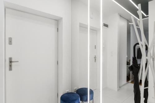 Lumina apartments next to Rondo ONZ, Warsaw (photo 6)
