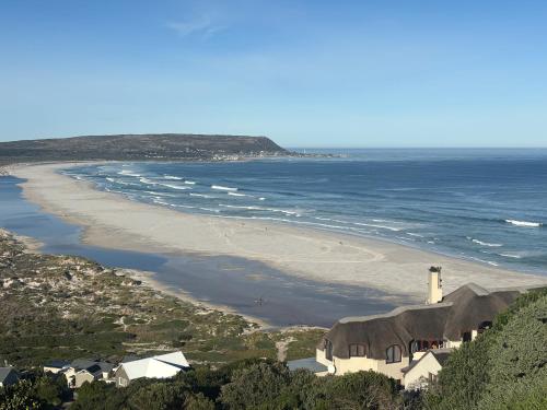 Programlehetőségek, 7 on Bantry unit 205 Sea point Modern Seaside Apartment near Clifton Beaches