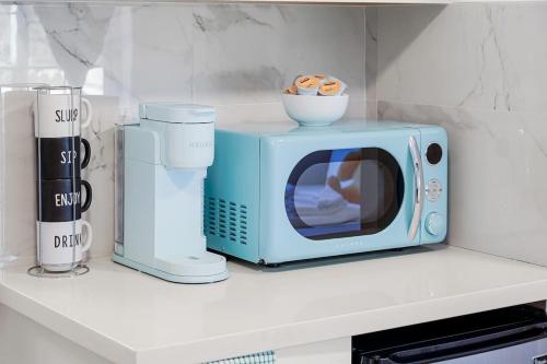 Cozy Private Room Shared Bath near Golden Gate Park UCSF near San Francisco Botanical Garden