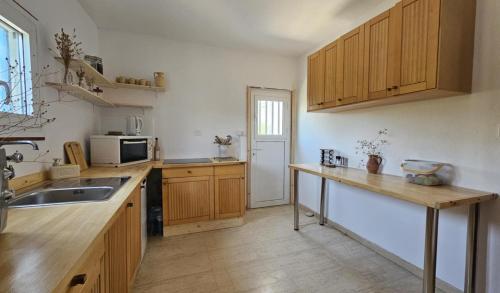 Spiti koukouvagias in Livadakia