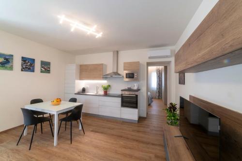 EnJoy Home - Appartamento Terra, Il Canterale in กัลซิญญาโน แตร์เม