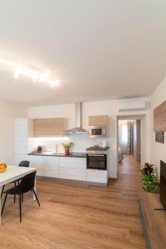 EnJoy Home - Appartamento Terra, Il Canterale in กัลซิญญาโน แตร์เม