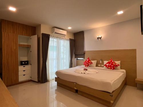 room detail thumbnail 0