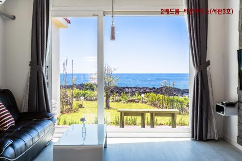 Jeju Turning Point Room Type - Two-Bedroom Townhouse