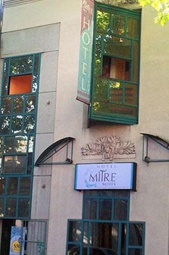 Entrance, Mitre Suites in Almagro