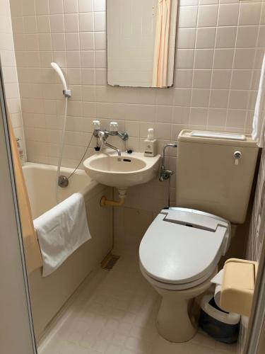 room detail thumbnail 2