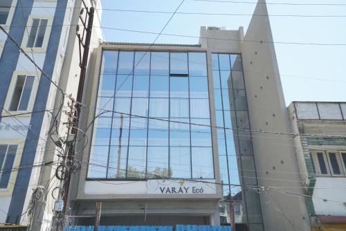 Varay Eco Hotel