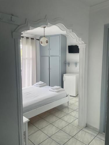 Agnàntema Portside Stays Skiathos The Authentic Sporadean Living - image 2
