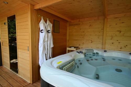 Oaklounge Apartman in Örkény