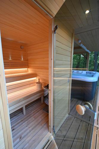 Oaklounge Apartman in Örkény