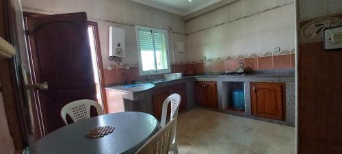 Etage Villa pres de la mer, juste pour les familles in Sidi Bouzid