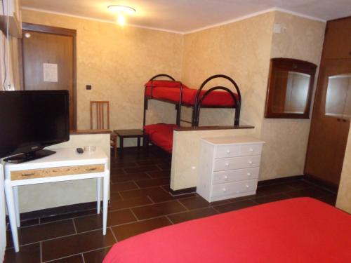 Hotel Edelweiss 4