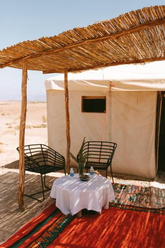 Caravansérail Agafay by Dar Inacamp (Caravanserail Agafay by Dar Inacamp) in El Arissa