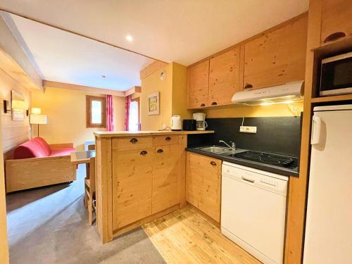 Residence Aconit - 2 pieces 4 personnes 34m² - Les Menuires MAE-5294 in Les Bruyeres