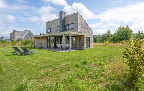 Išorė, Lovely Home In Kamperland With Sauna in Kamperlandas