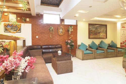 Lobby, OYO 160 Hotel Shraddha Palace in Tribhuvan International Airport