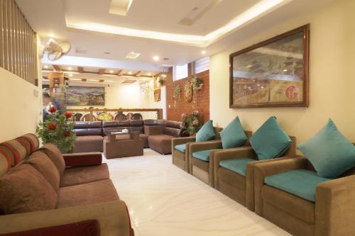 Lobby, OYO 160 Hotel Shraddha Palace in Tribhuvan International Airport