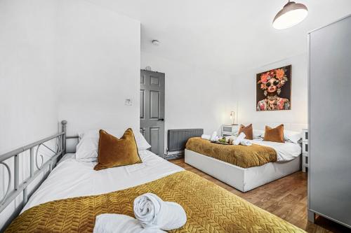 Arena Central 3 Bedrooms Free Parking Perfect for Contractors Relocation and Professional Stays - image 3