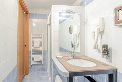 Hotel Dolomiti Chalet - image 3