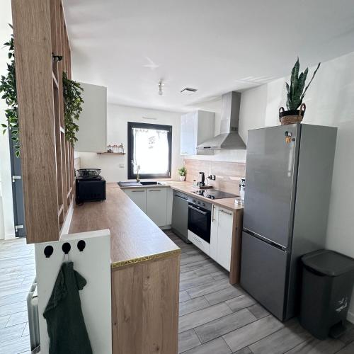 Maison individuelle in อาร์เฟลอ