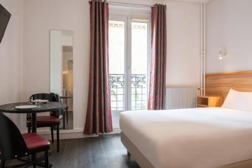 Family Residence - image 9