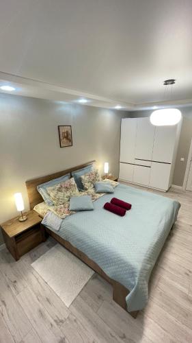 Нова квартира в центрі New apartment in the city center in Zarichnyi
