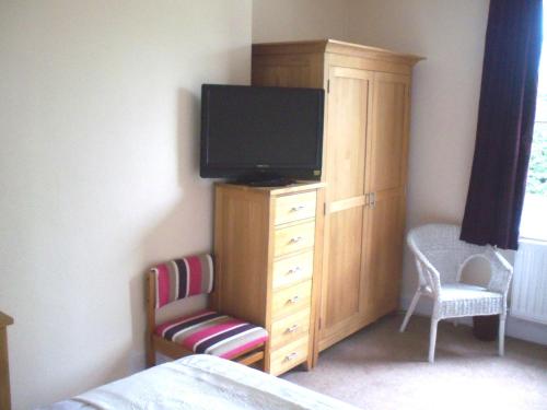 Halfway House - image 8